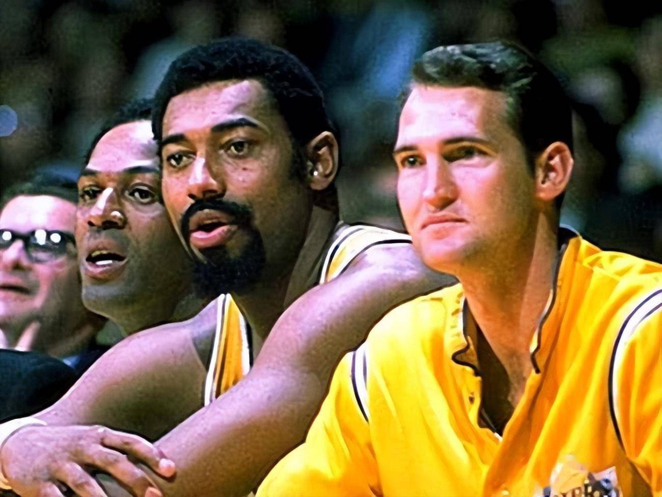 为何得分不如乔丹中锋不如贾巴尔?_比尔拉塞尔_季后赛_1