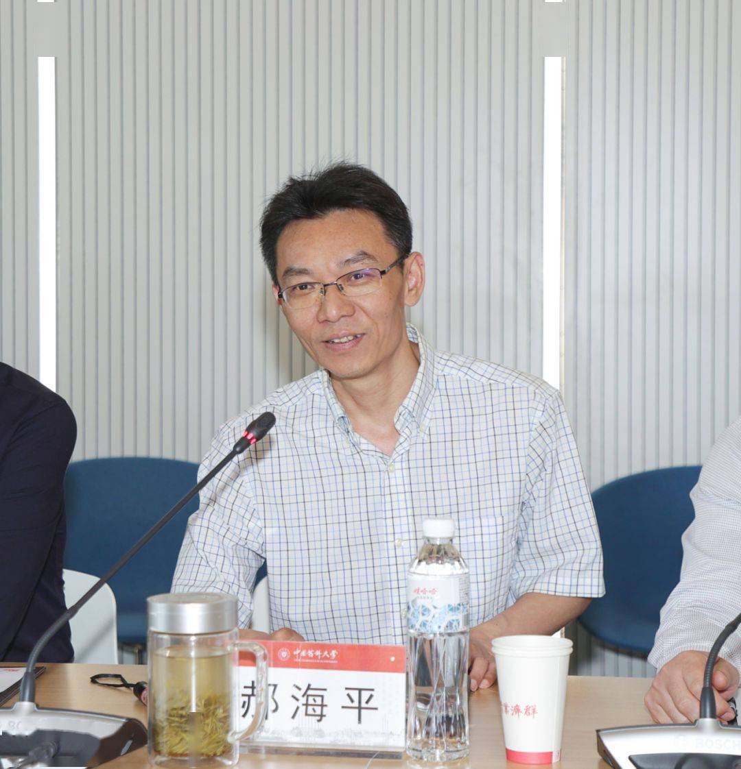 科技部科技监督与诚信建设司司长戴国庆一行来我校调