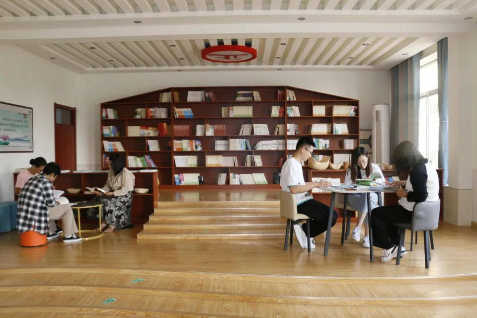 赞!潍坊高密这所学校获评全国乡村温馨校园建设典型_教育_活动_课程