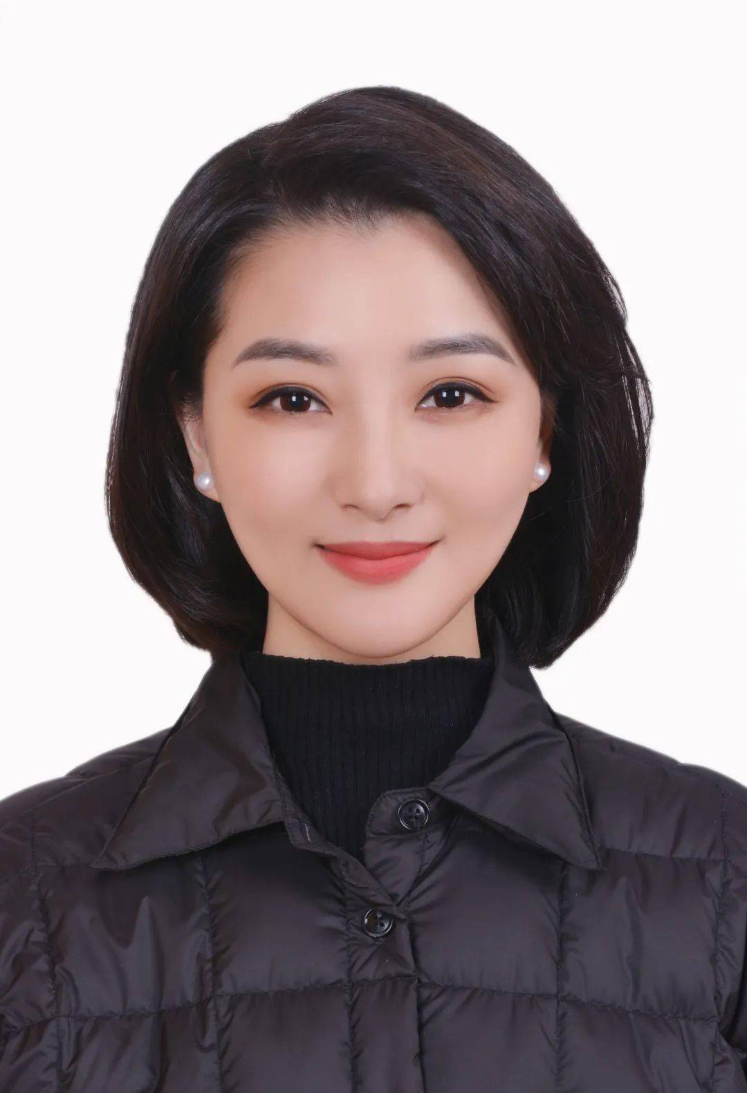 苏丹丹南充市广播电视台新闻部副主任他大学毕业后,把热爱家乡,建设