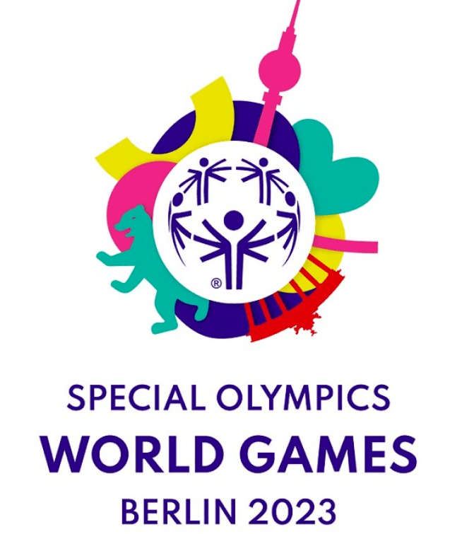 征程梦想如火信念似炬相信他们能在追逐梦想的征途上成就更好的自己图