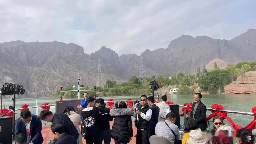 【省媒看循化】"梁溪号"游船首航黄河清水湾_旅游_青海_文旅