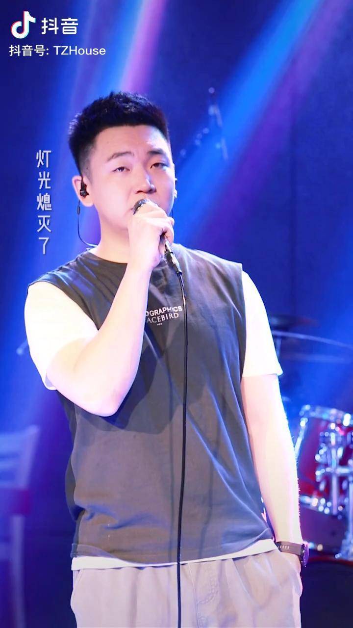 小钊抖音=小钊vlog