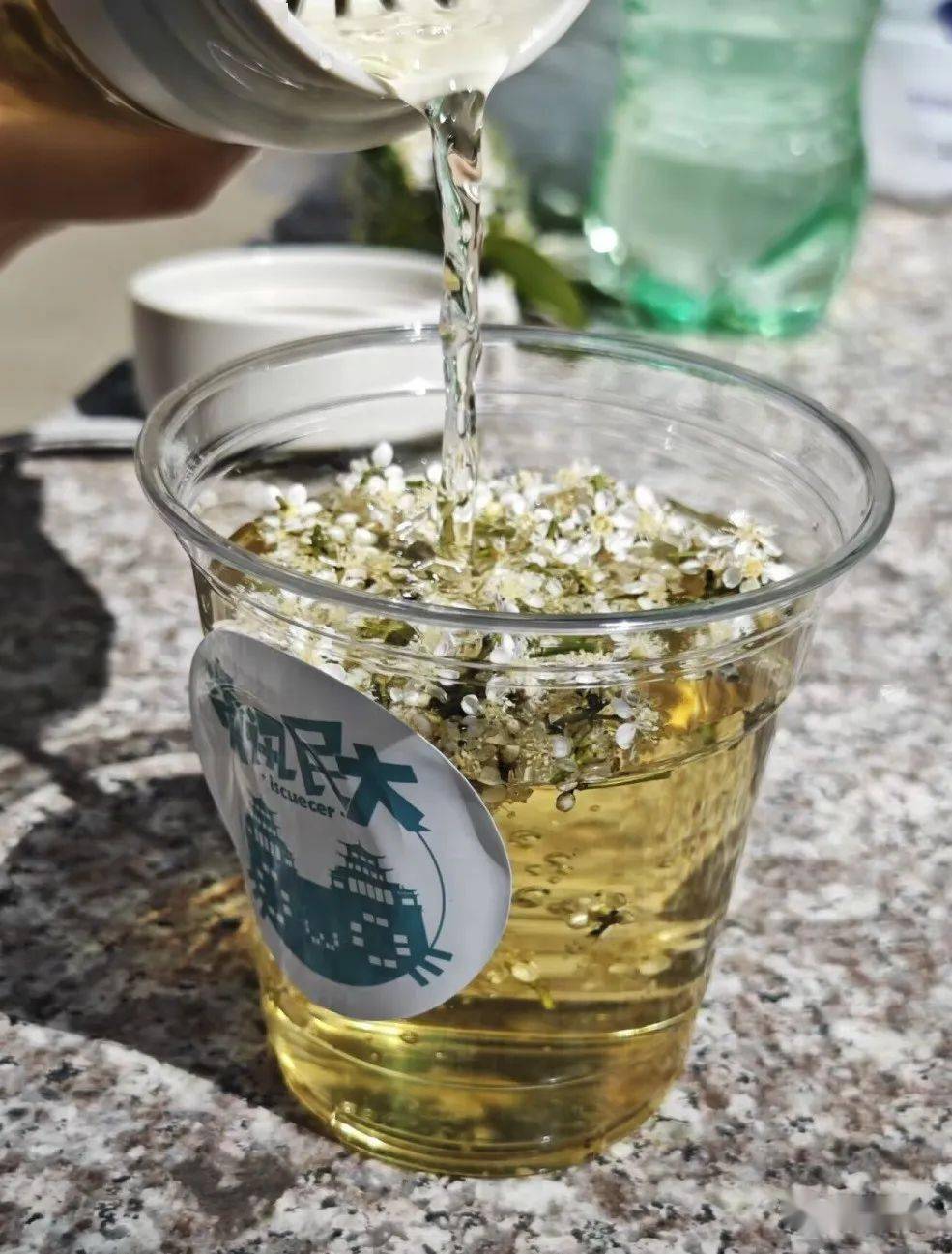 【石楠花饮品测评】怪味茶饮全新上市?