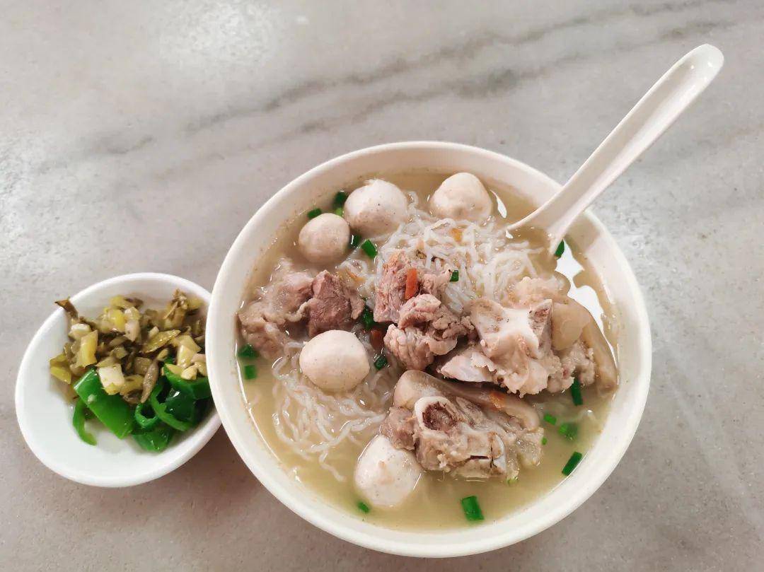 因一碗粉,记住一座城 | 这个"五一"假期 河源猪脚粉受到游客青睐_文惠