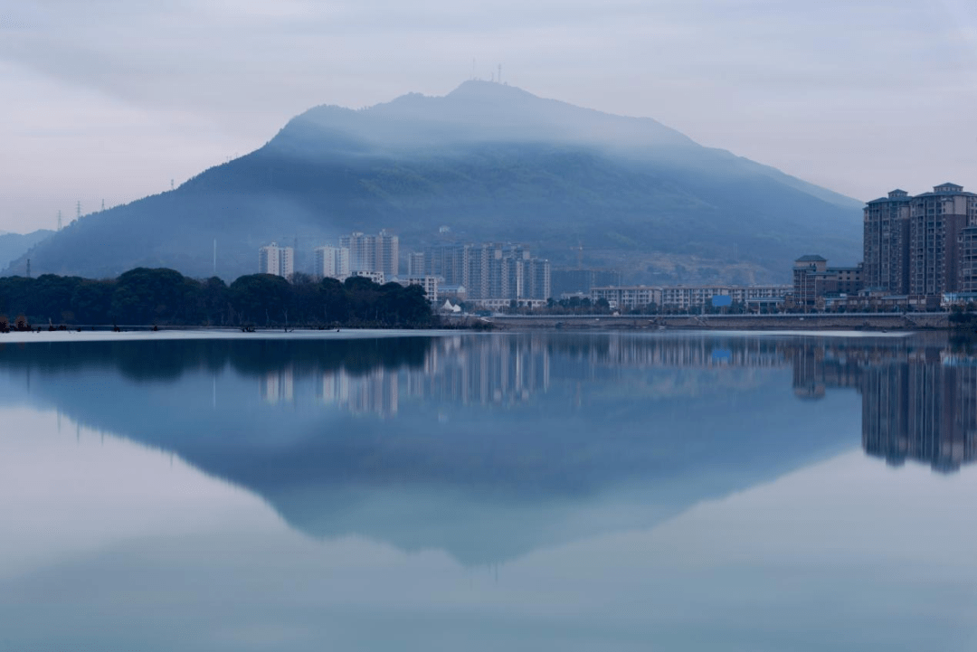 因瀟水與湘江在永州城區匯合,永州自古雅稱瀟