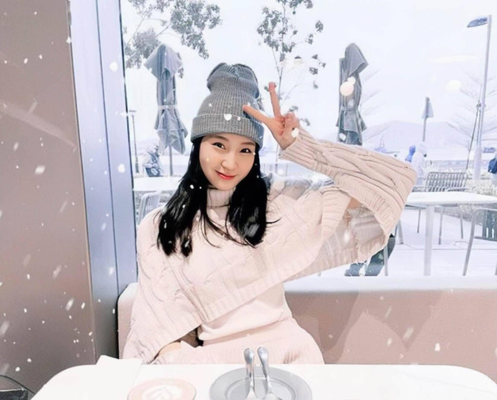 tvb知名男星女友美出新高度,没存够买房钱,恋爱11年未结婚_陆浩明_陈