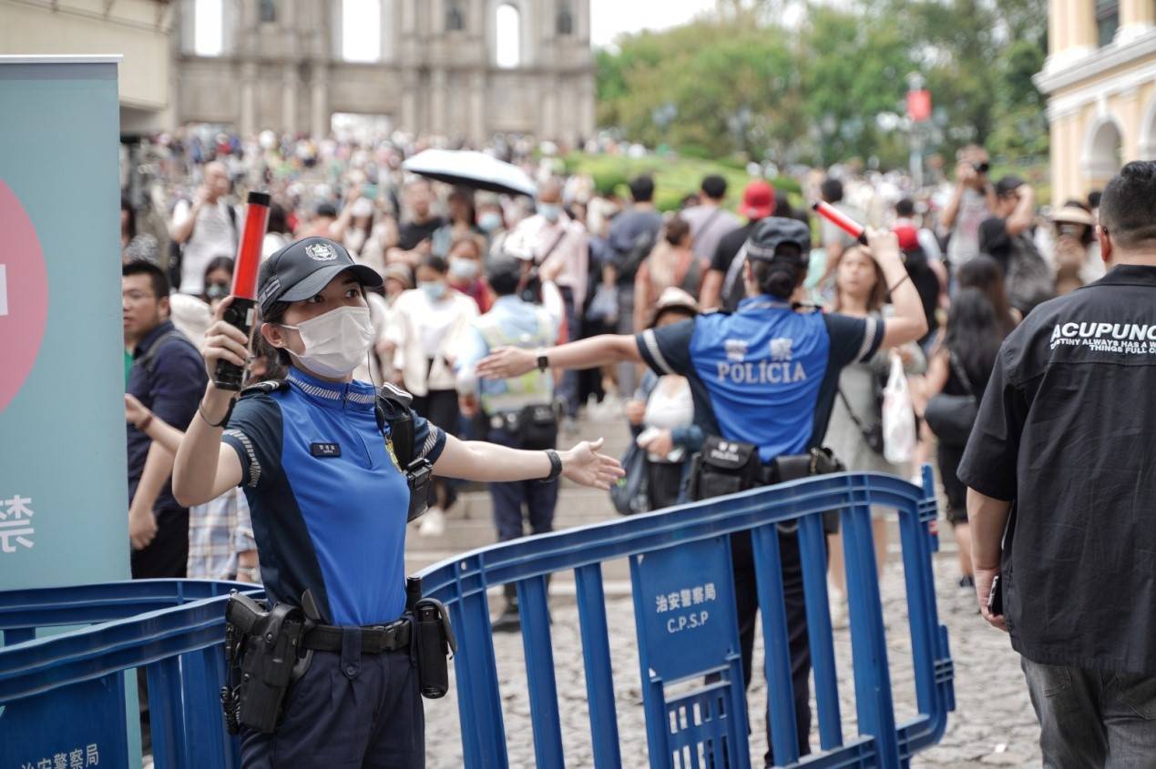 澳门警察徽章图片