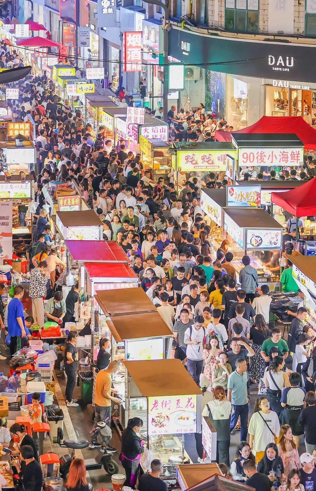 晋江哪里也这么火?_游客_旅游_梧林