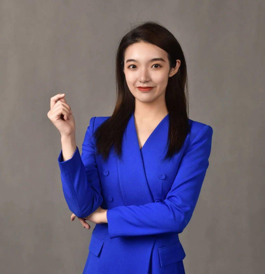 孙诗雨毕业于攀枝花市第七高级中学校2020届4班,现就读于武汉大学新闻