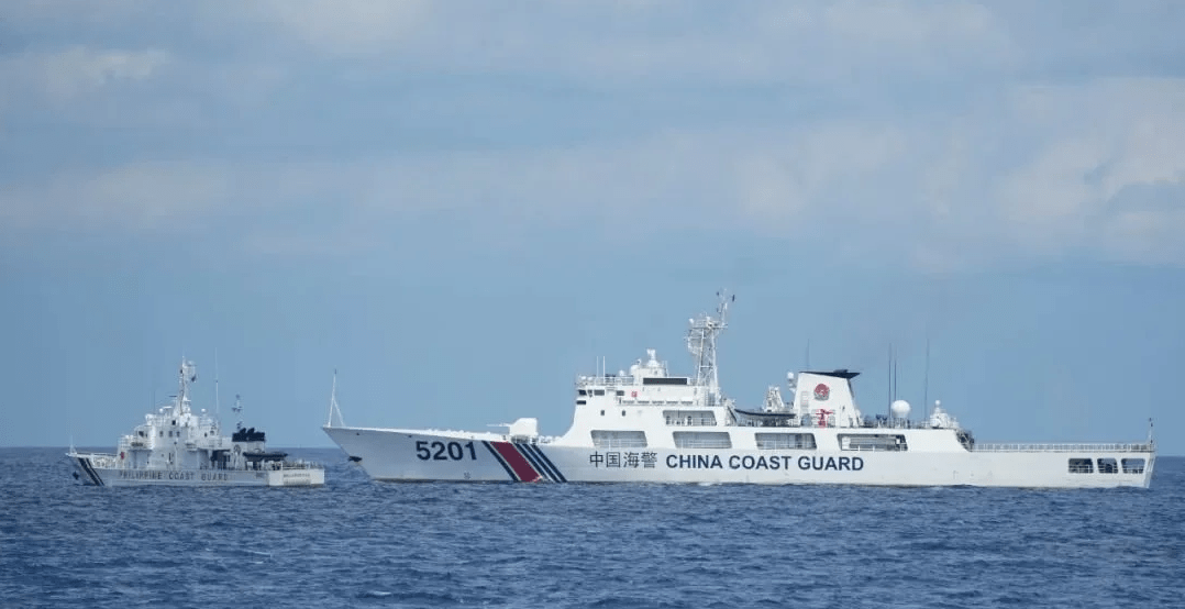 南海风云骤起!美国为了菲律宾,要跟中国干一仗?