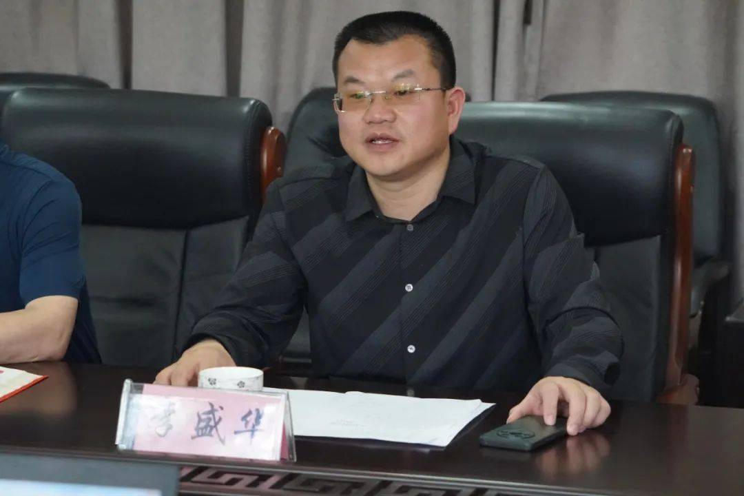 座谈会上,张德喜书记致欢迎辞,首先对中国人民解放军陆军防化学院领导