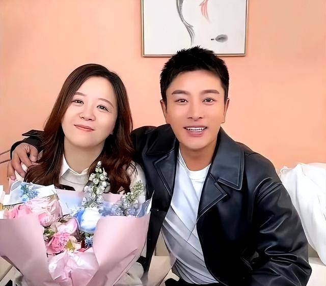 揭秘贾乃亮背后的实力姐姐,藏了这么多年终于曝光!_贾珊_支持_家庭