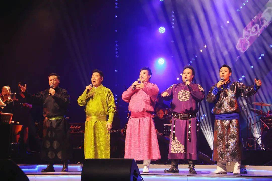 娜日莎,图雅娜莎,孟根花,阿都沁组合,a-minor人声组合等众多内蒙古籍