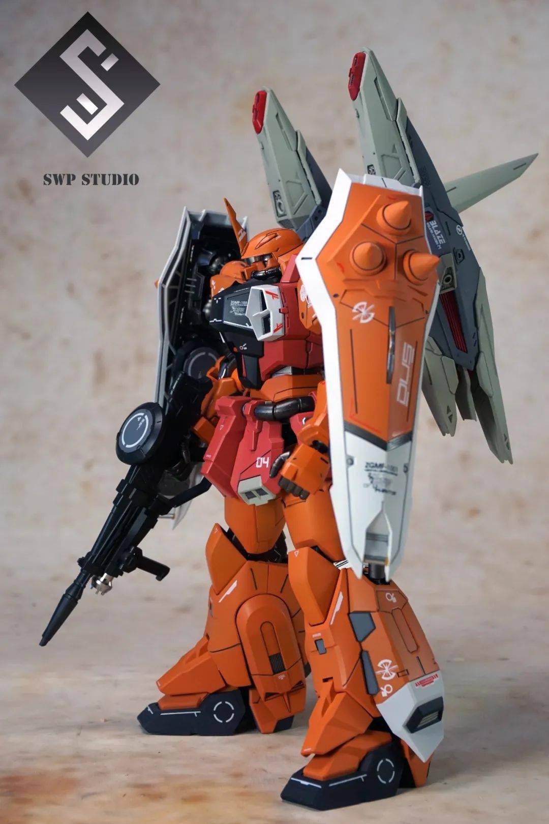 hobbyss|--你不会真的以为这是v2高达吧!