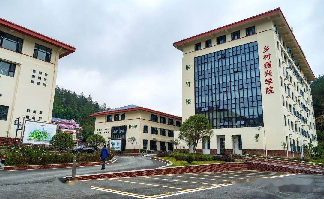 利川有座大学?是的!第一期已经完成!_建设_资讯_教学