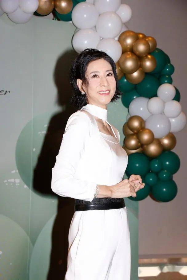 陈展鹏单文柔王馨平林漪娸出席美容活动_phoebe_老公_大赞