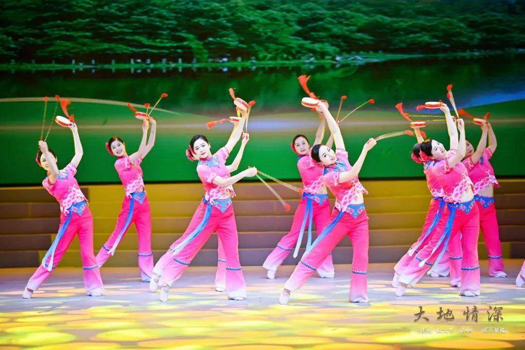 昨晚,这些优秀作品在洪山礼堂精彩上演_文化_群众_湖北