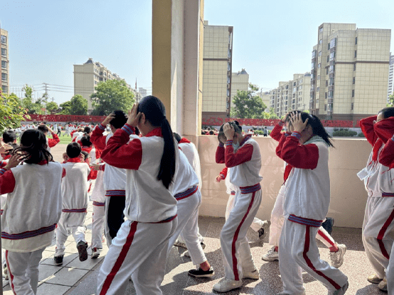 防范灾害风险 护航高质量发展——六安市汇文学校开展5.