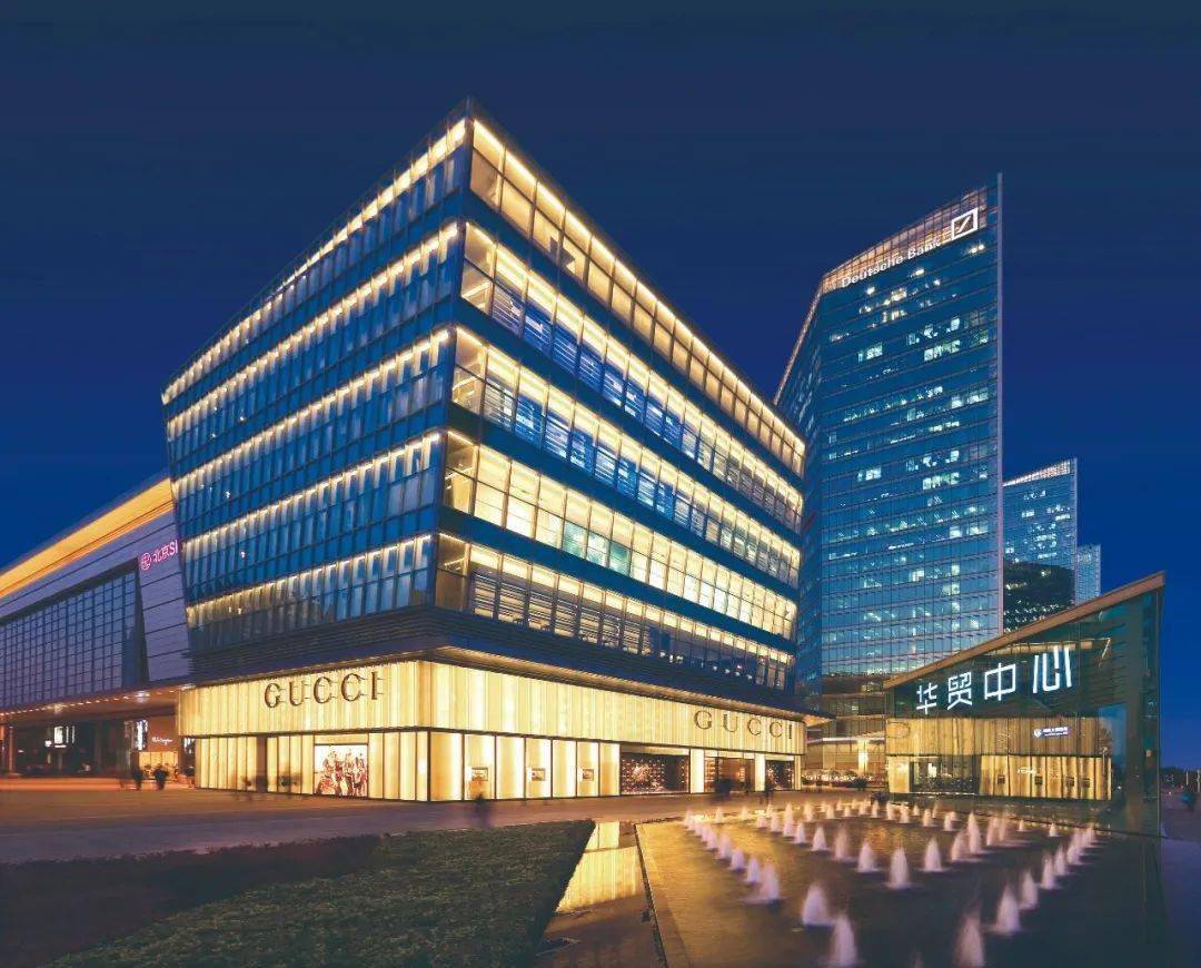 华贸在玄武湖畔造"巨擘"地标_中心_南京_写字楼