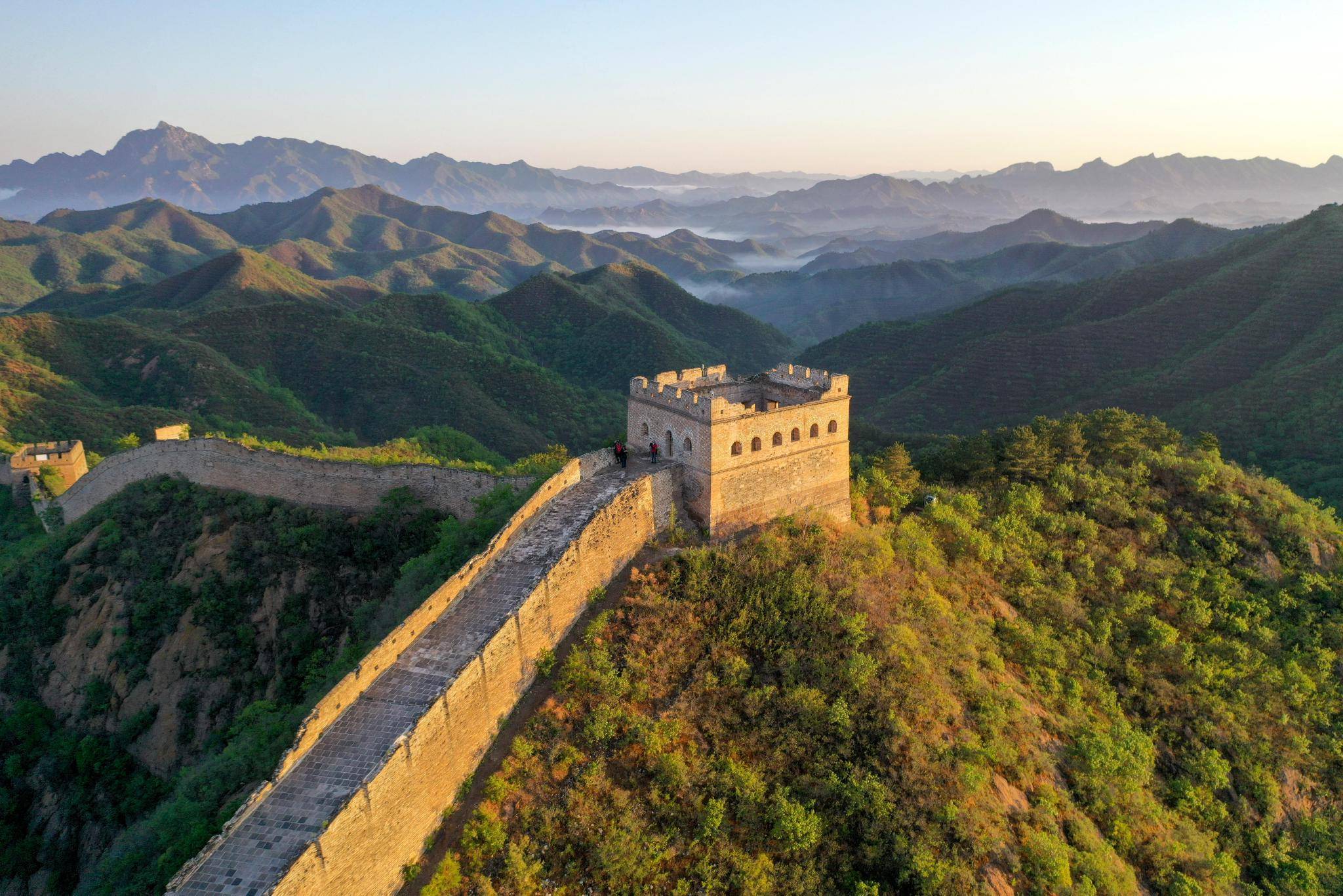 河北金山岭长城第三次大规模保护修缮完工_王立群_新华社_部分