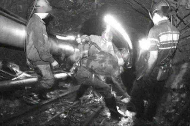 兴宁“8•7矿难”，120余人遇难，16名公职人员获刑！回顾那段惨痛历史_开采_广东省_梅州