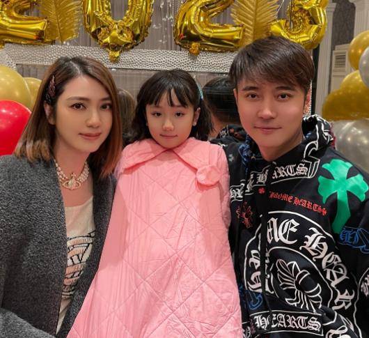 洪欣张丹峰发致歉信 称没离婚是吵架且与毕滢无关_演技_明星_感情