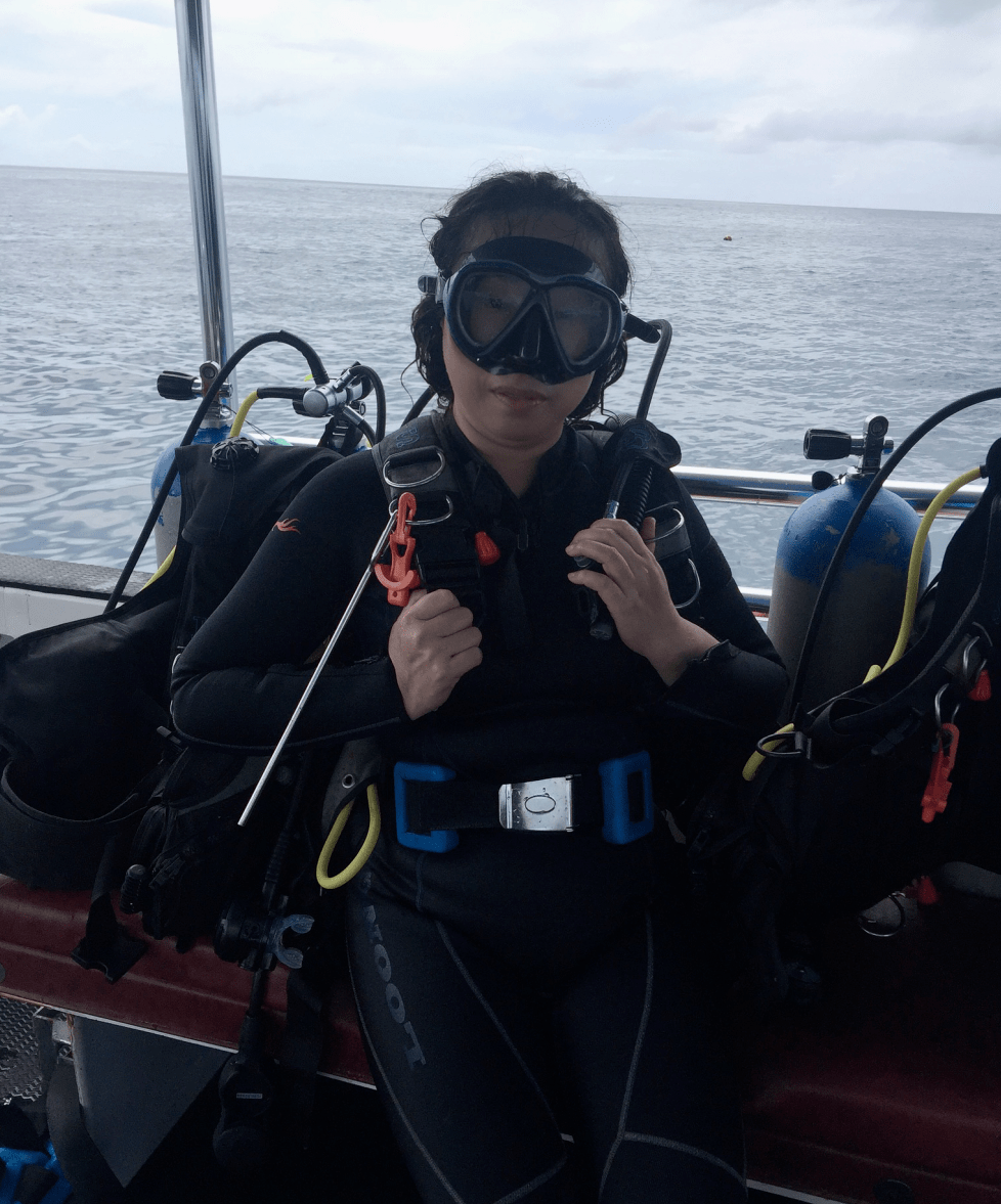 要知道,你一直是那个勇敢洒脱的女孩_妈妈_潜水员_带着