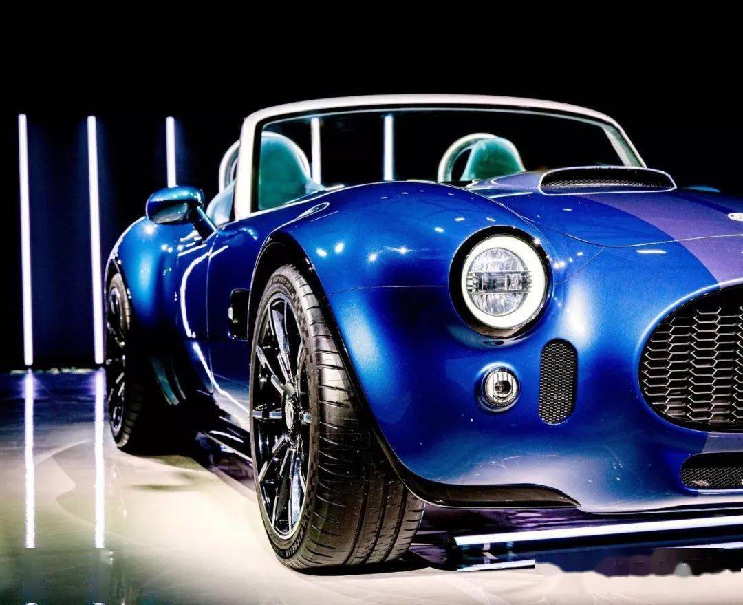 cobra gt roadster,旗舰版654匹马力,重塑往日光辉 | 酷乐汽车_搜狐