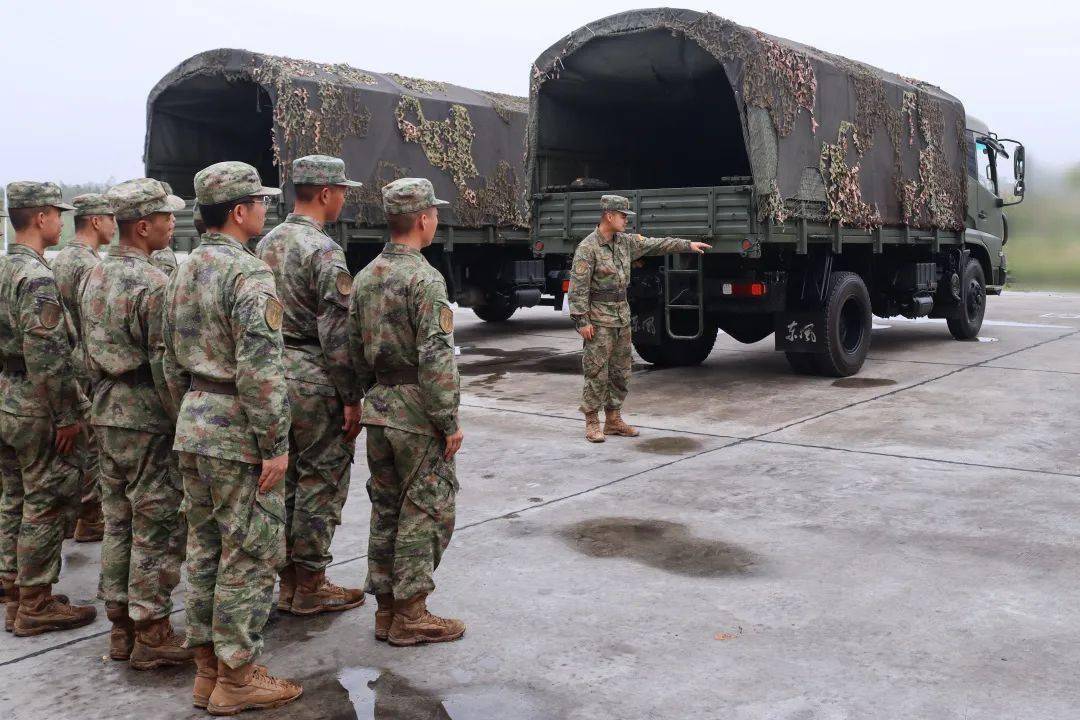 火箭军某部"故障特情库" 助力装备车辆"满血复活"_抢修_处置_训练