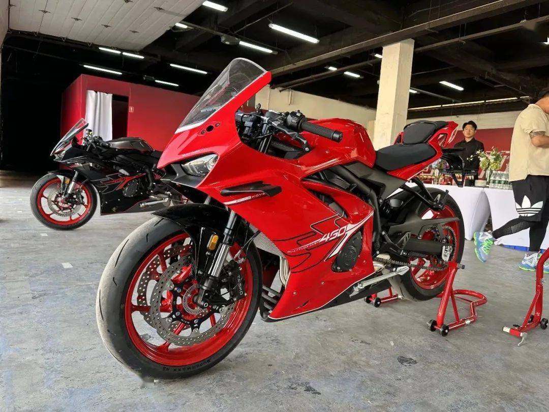 凯越四缸跑车450rr最新全方位细节图来了!