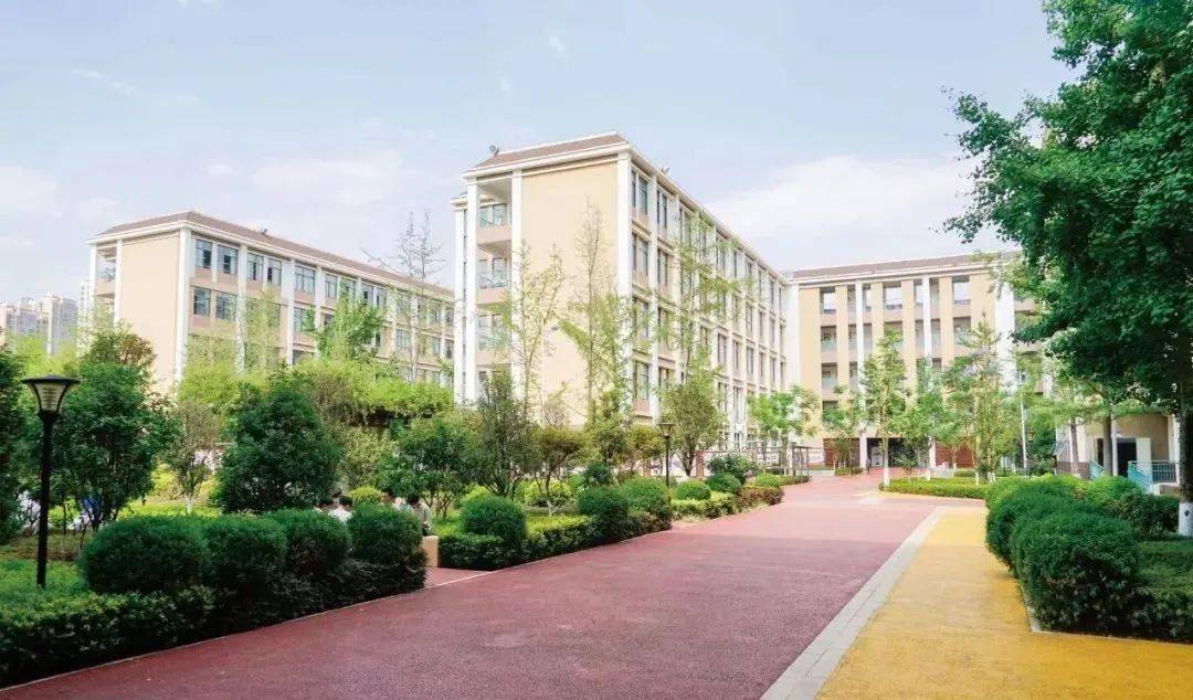 昆明这所优质中学增设高中部_教育_西山_市第三中学