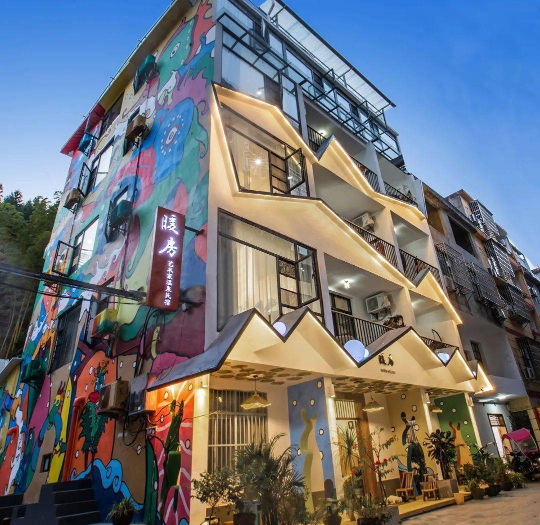 民宿每一层都设计了独特的主题如猫屋,鱼屋,鸟屋,花屋等房间以简约的