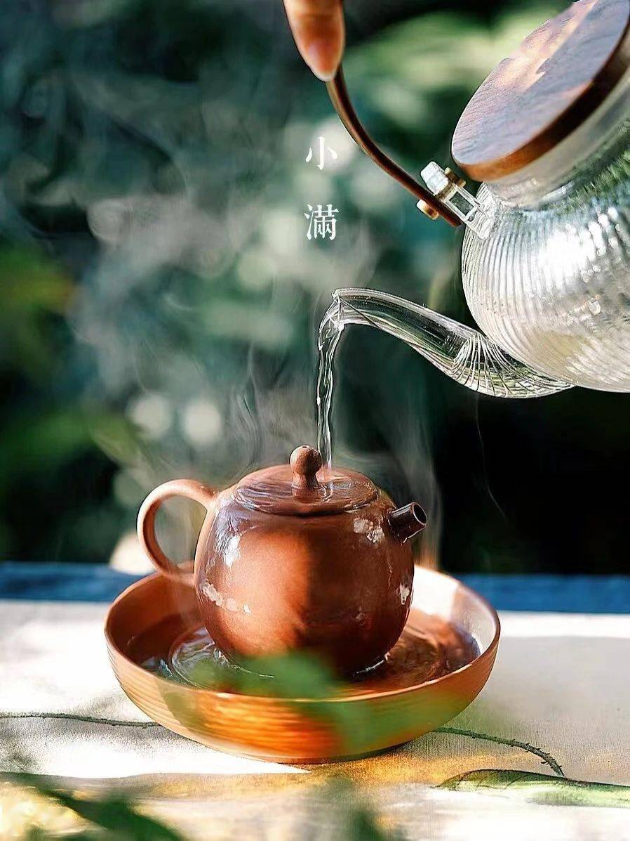 沏一杯茶而人生亦是才会更有