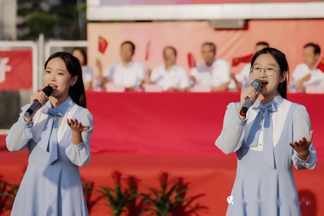 校讯|莱阳卫校2021-2022学年学生工作总结表彰大会_青春_青年_仪式