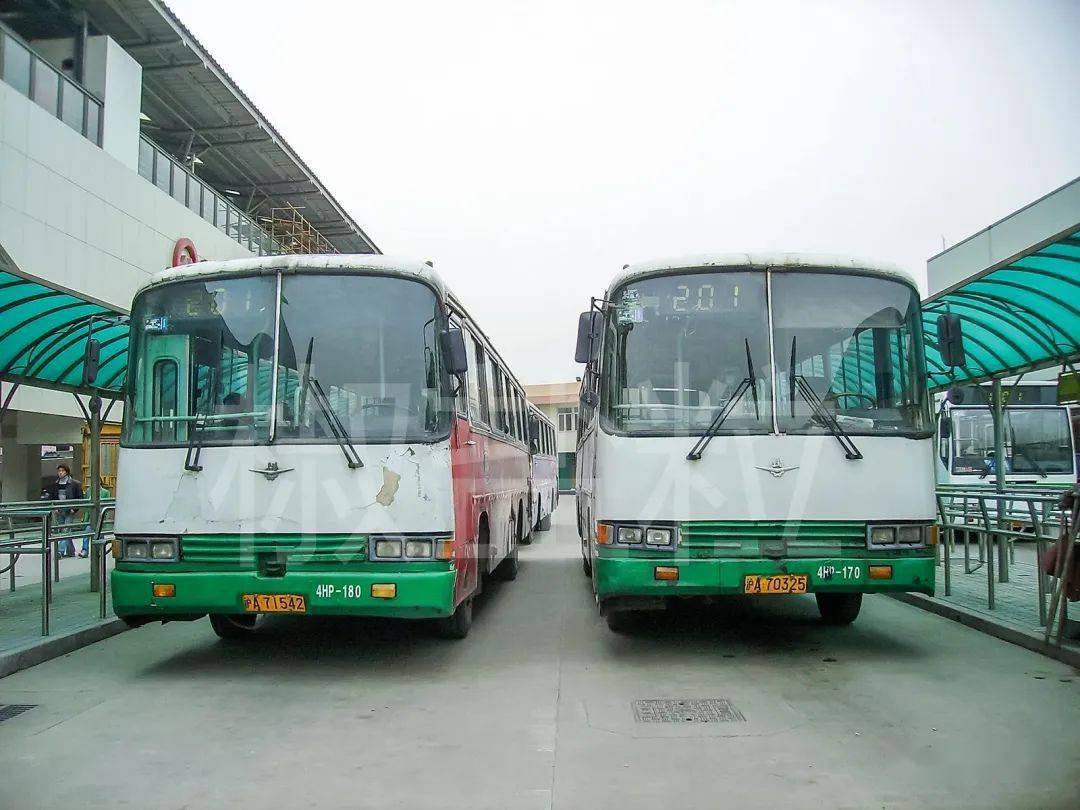 69d93a55f6b74cf3bf489218d93dd6