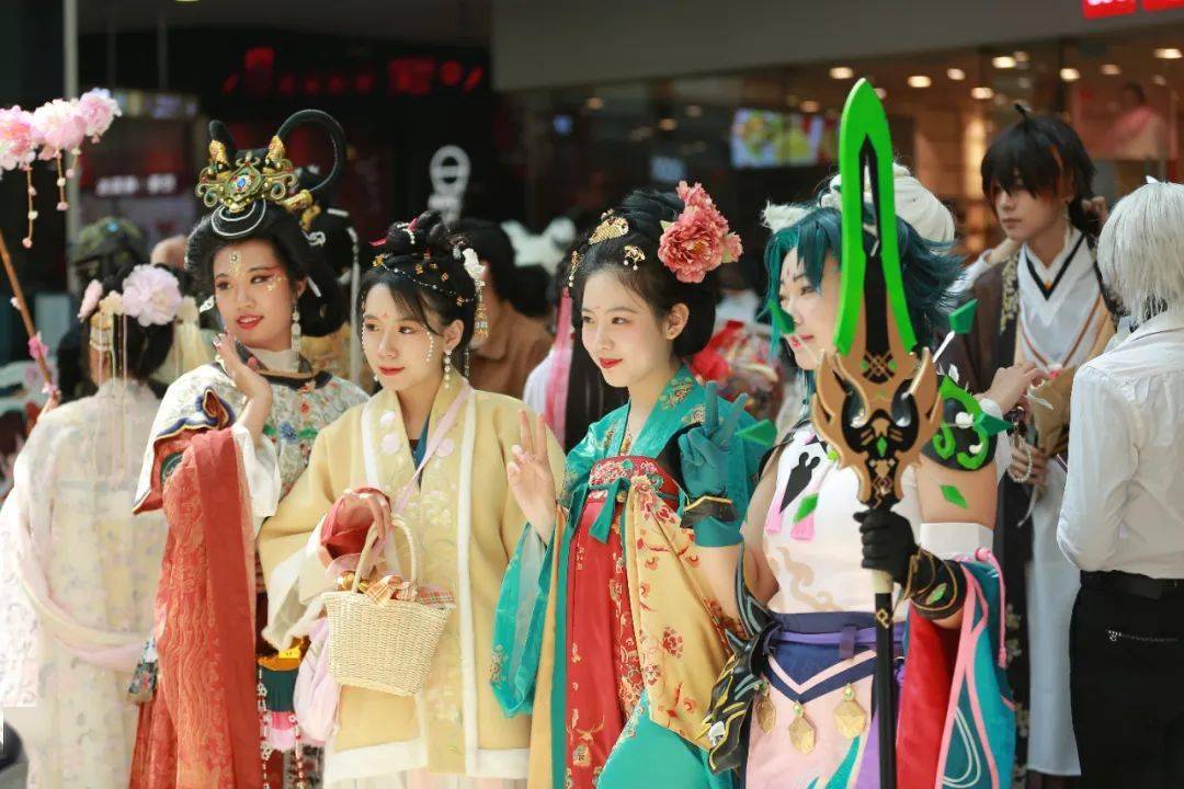 万达广场联合chinajoy,为年轻人办了场大赛_cosplay_二次元_英雄