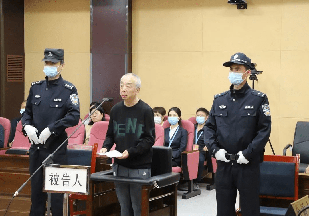 落马官员蒋晓立受审……_甘肃省_平川区_白银市