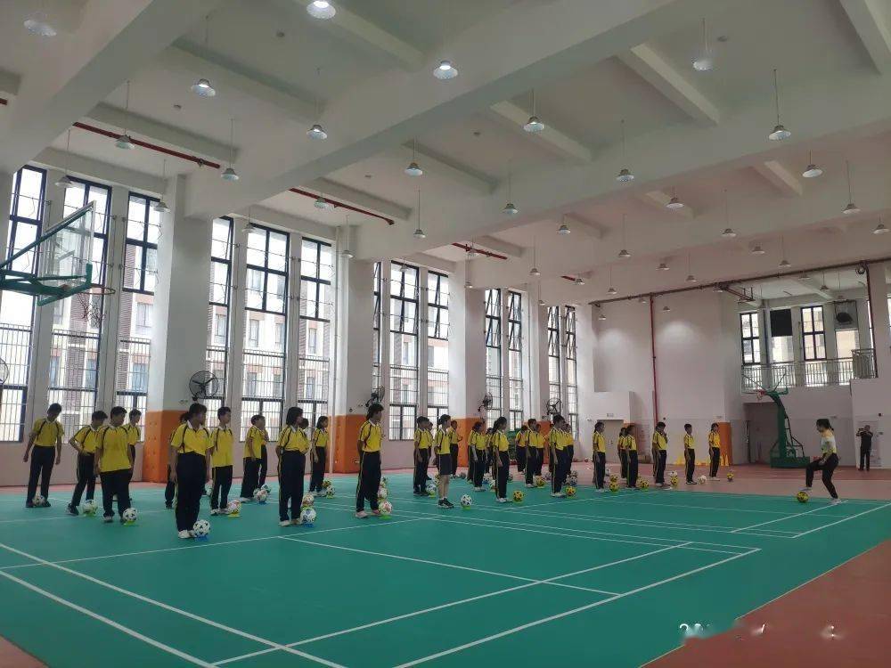 我校程成老师参加惠州市第四届中小学体育与健康青年教师教学能力决赛