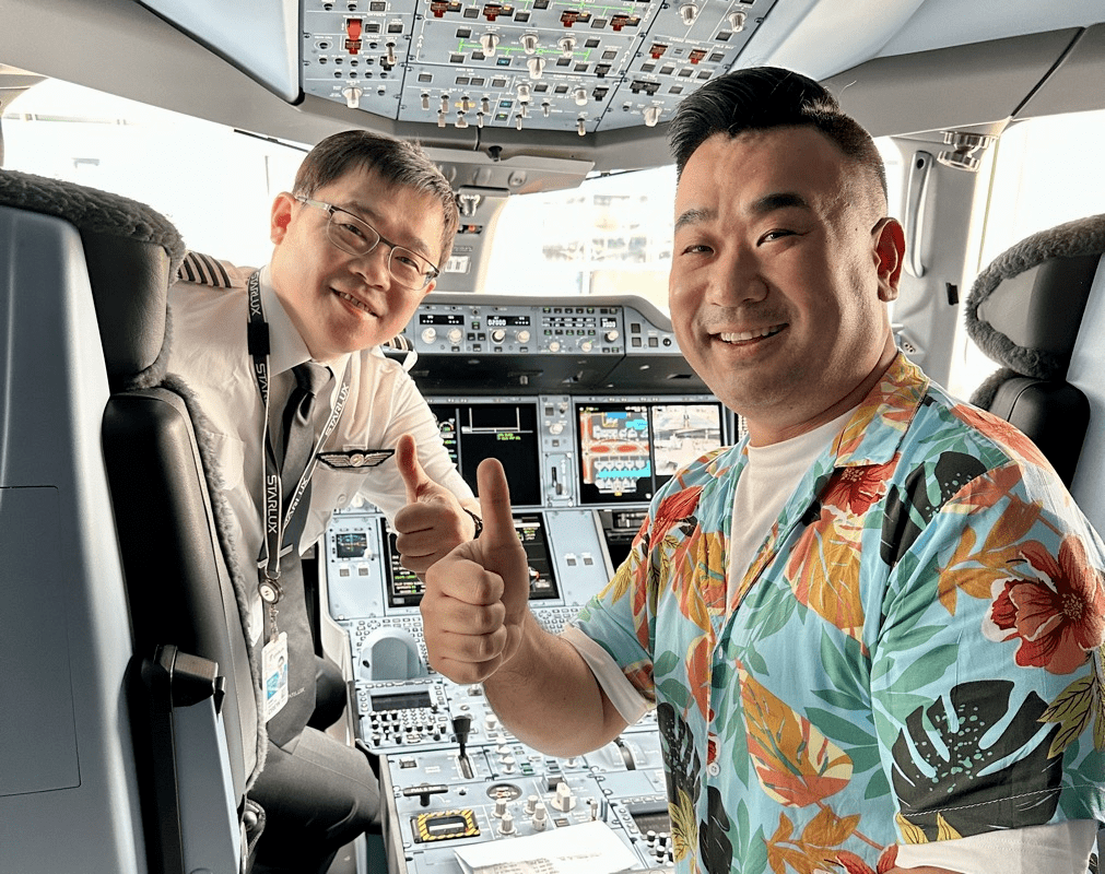 当时担任首航航班机长的星宇航空董事长张国炜,让非航空人员,拥有百万
