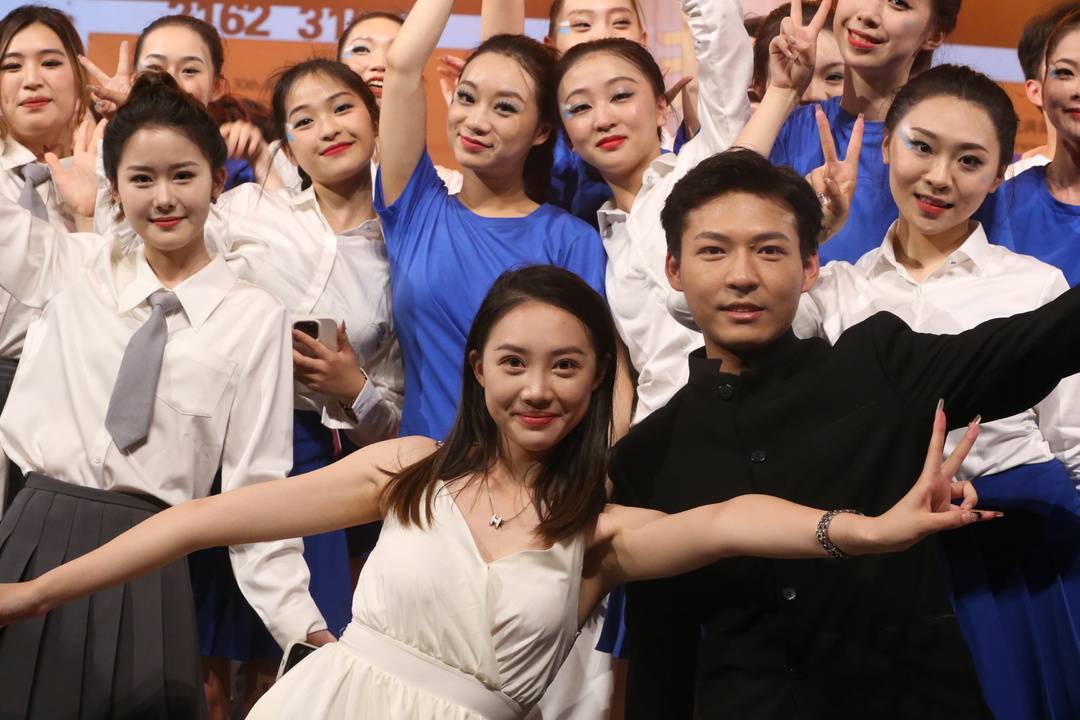 明星墙上百名川影优秀人才,他们的闪光时刻,令人兴奋.