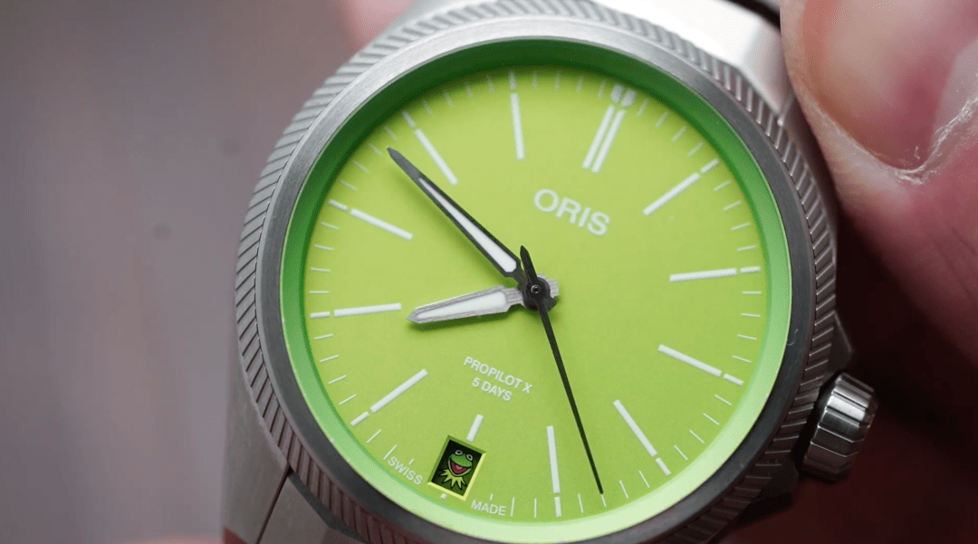 每一年都以为它们不流行了,每一年都被狠狠打脸_绿色_表盘_来自