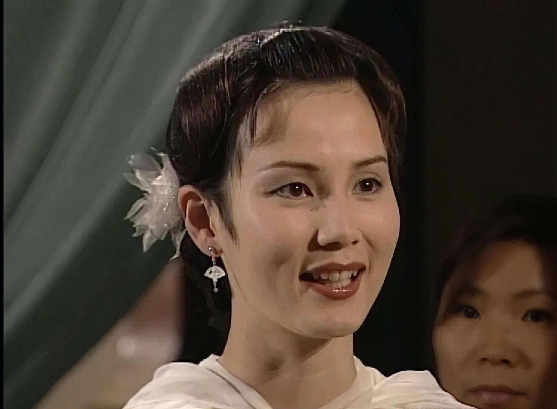 遗愿曝光,主动放弃治疗,腹腔内长了巨大肿瘤_温裕红_彭家丽_好朋友