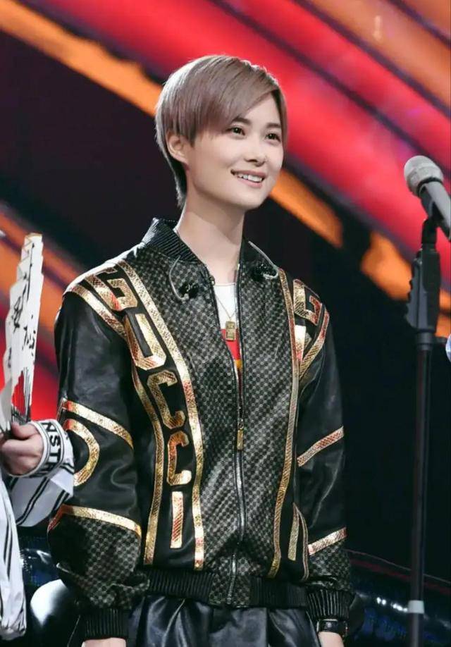 李宇春:从超级女声到亚洲英雄_中国_音乐_演唱会