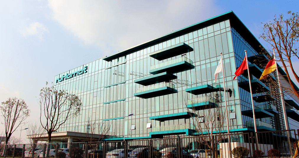 1月14日,美国安普瑞斯高能量密度锂离子电池生产研发基地签约落户