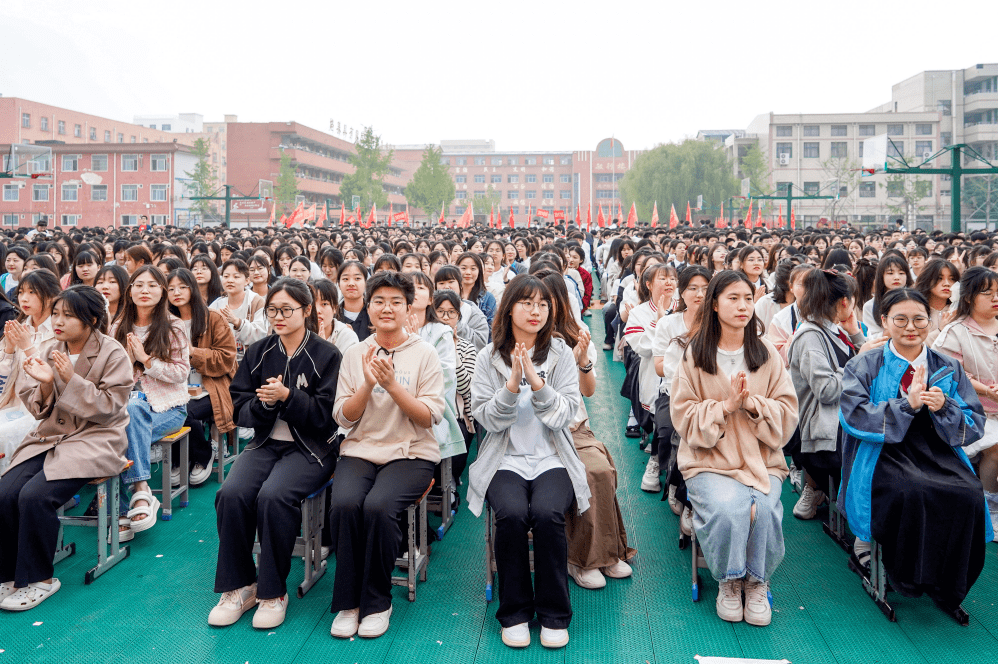 郸城三高隆重举行2023届高三学生毕业典礼_母校_祝福_恩师