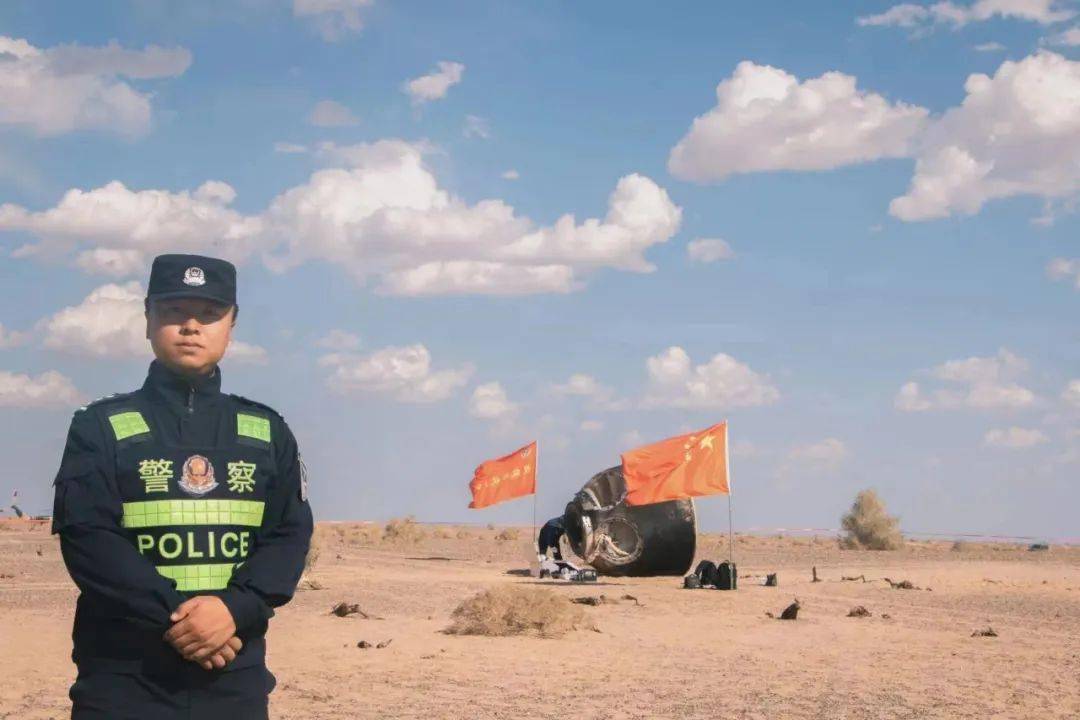 入境边防检查总站阿拉善边境管理支队阿拉善右旗边境管理大队二级警长