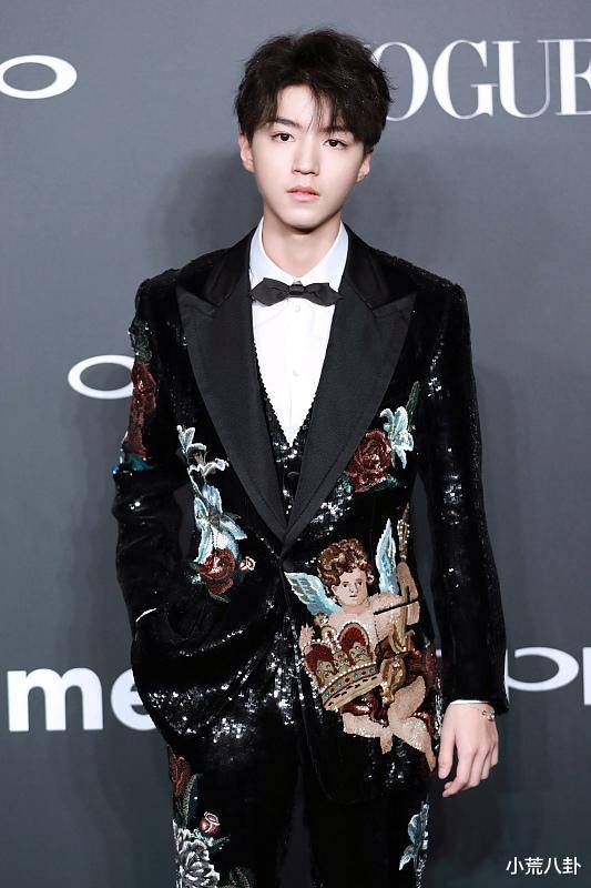 王俊凯,古力娜扎,唐嫣,杨紫,吴谨言_投资_项目_少年