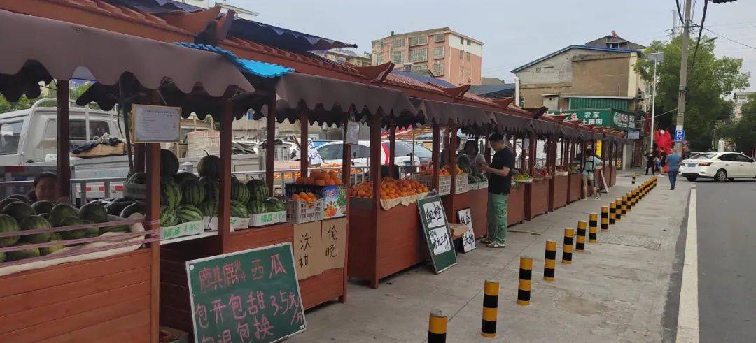 流动摊贩亮证经营_松滋_林园路_食品