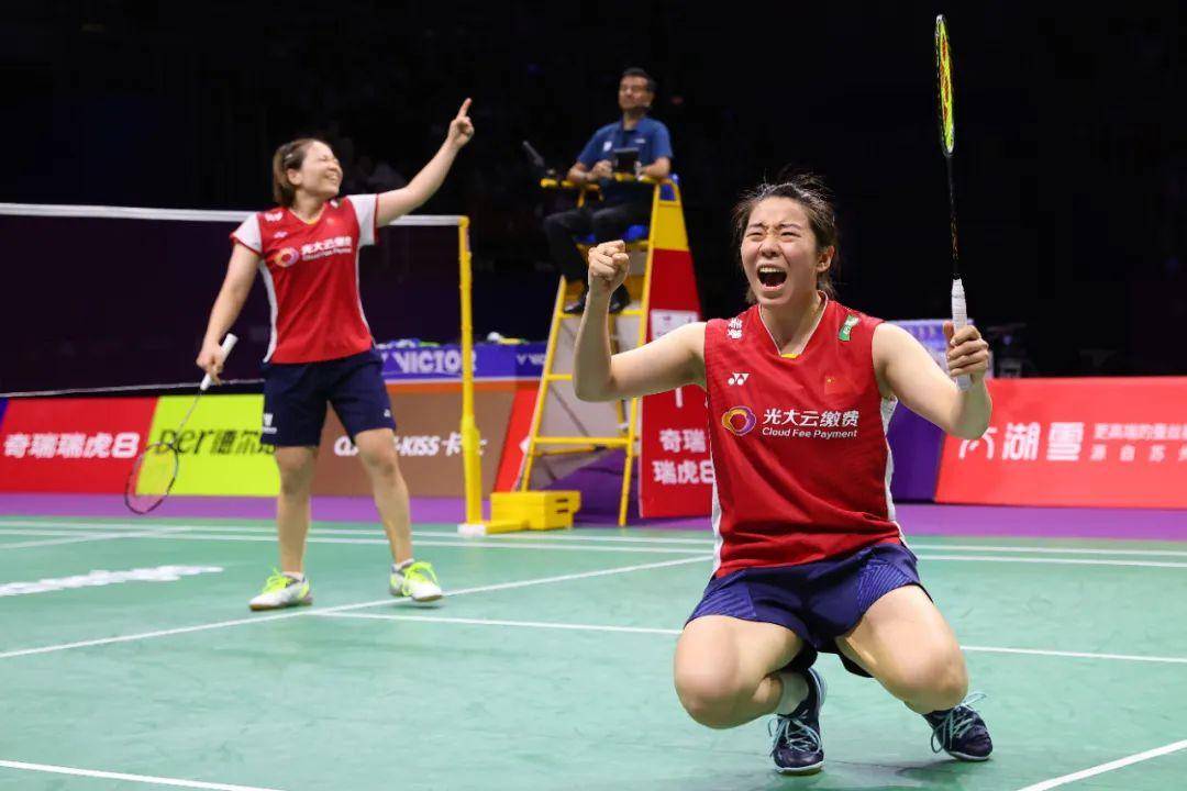 中国羽毛球,绝境大逆转_比赛_贾一凡_决赛